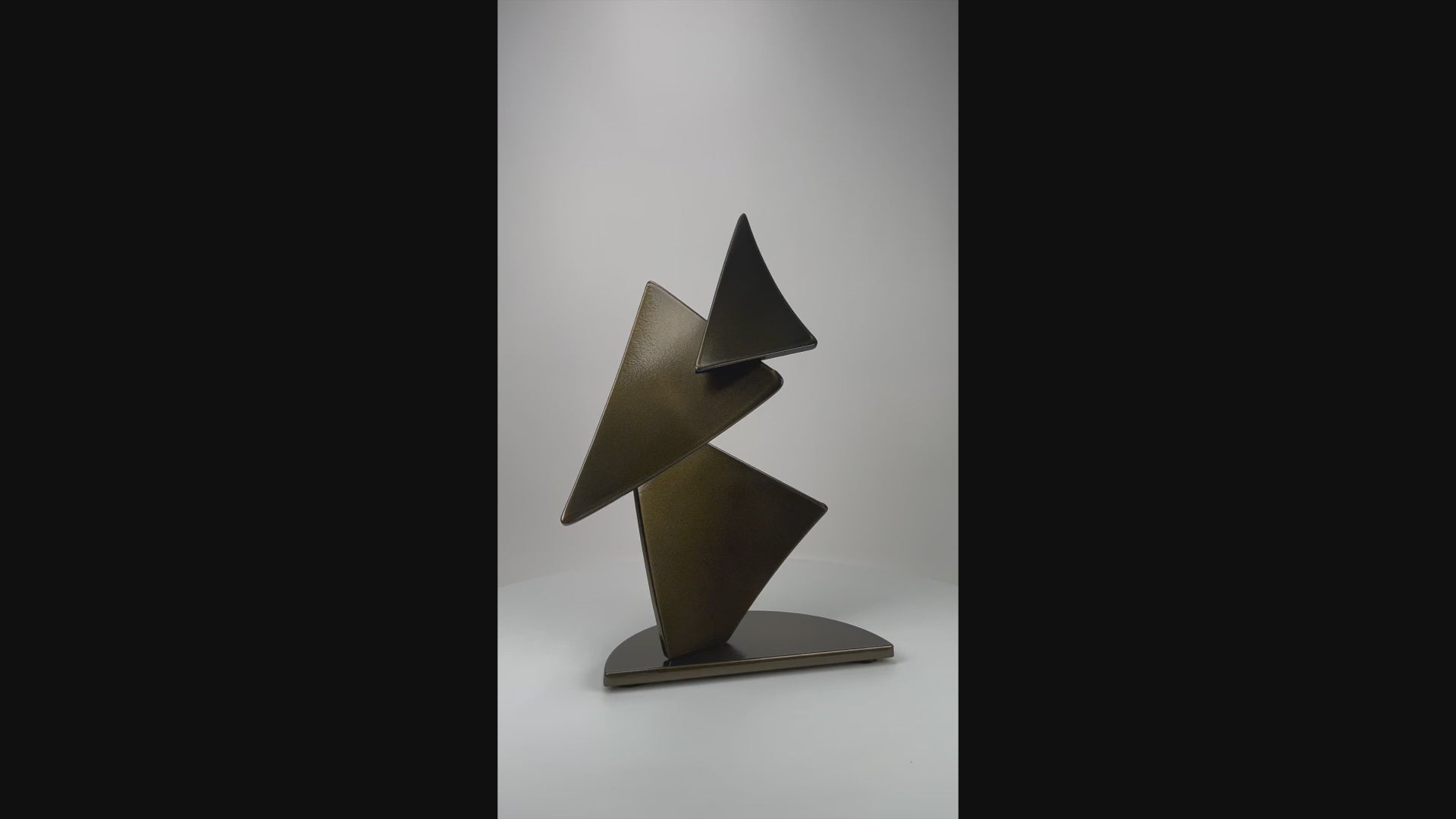 Gordon Johnson Art contemporary metal sculpture, a modern metal art series Flutter by Ottawa artist Timothy Gordon Johnson